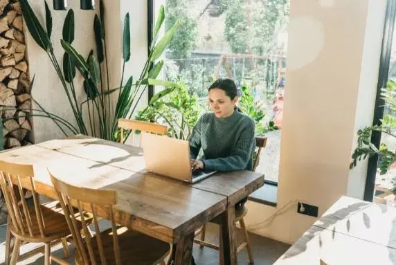 数字时代的全球人资：企业如何利用EOR方案拓展海外市场